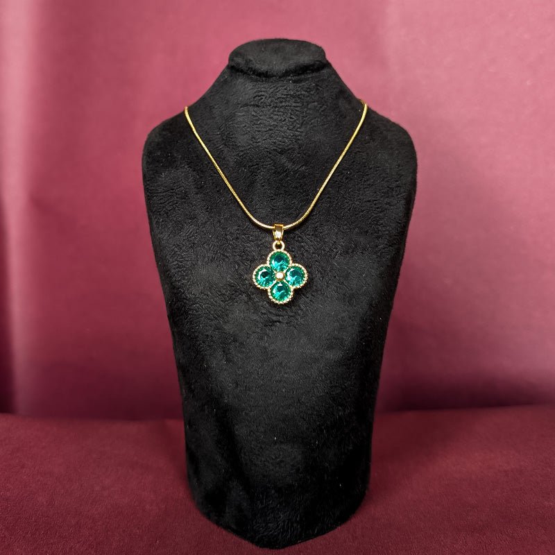Emerald Fortune Clover Pendant - Slayshine