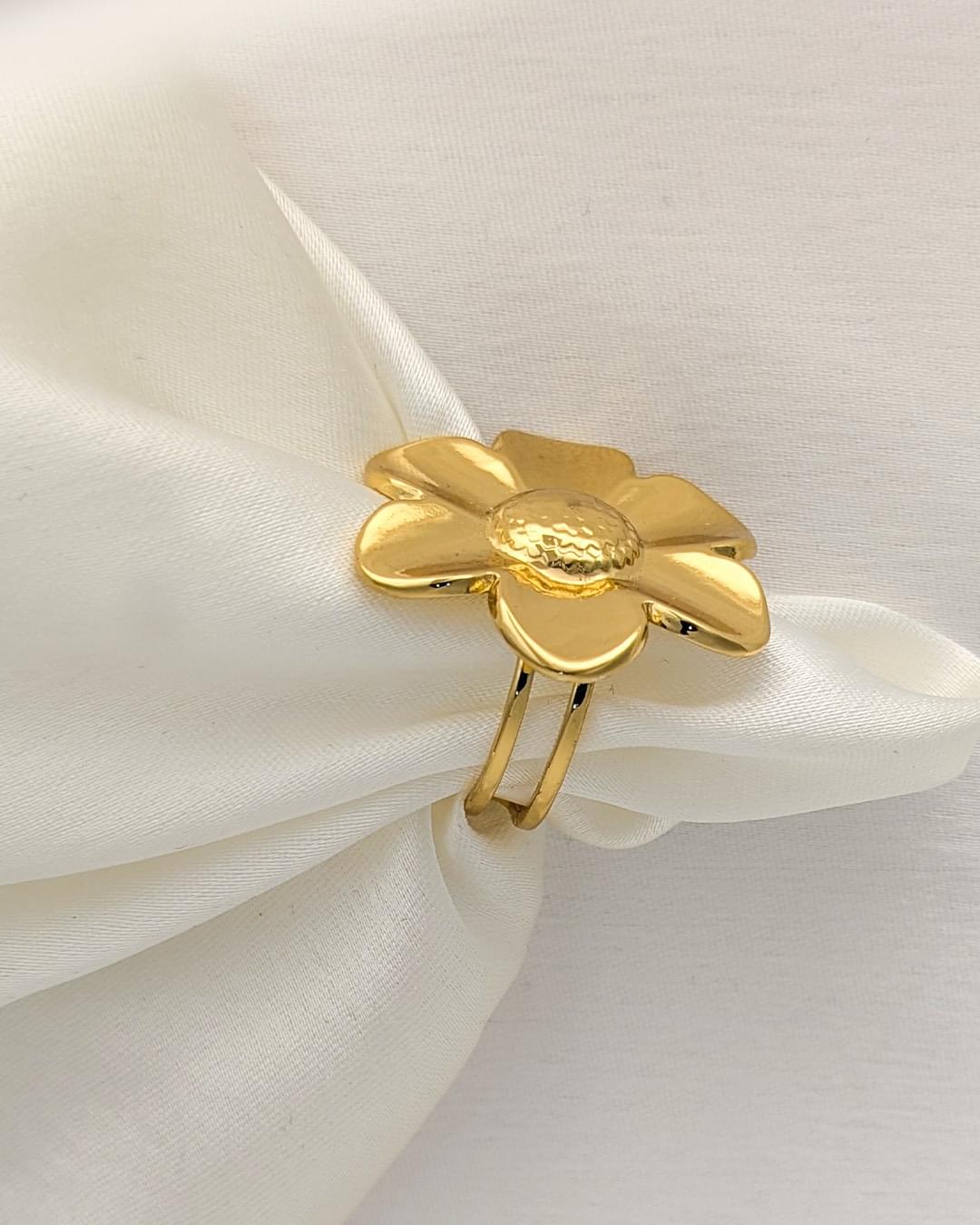 Golden Bloom Ring - Slayshine