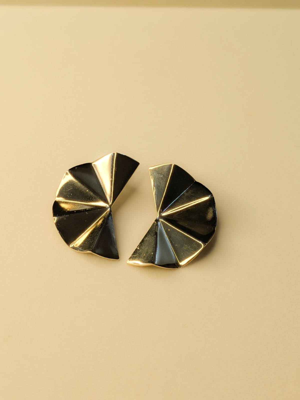 Golden Eclipse Earrings - Slayshine