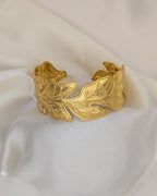 Golden Oak Leaf Cuff Bracelet - Slayshine