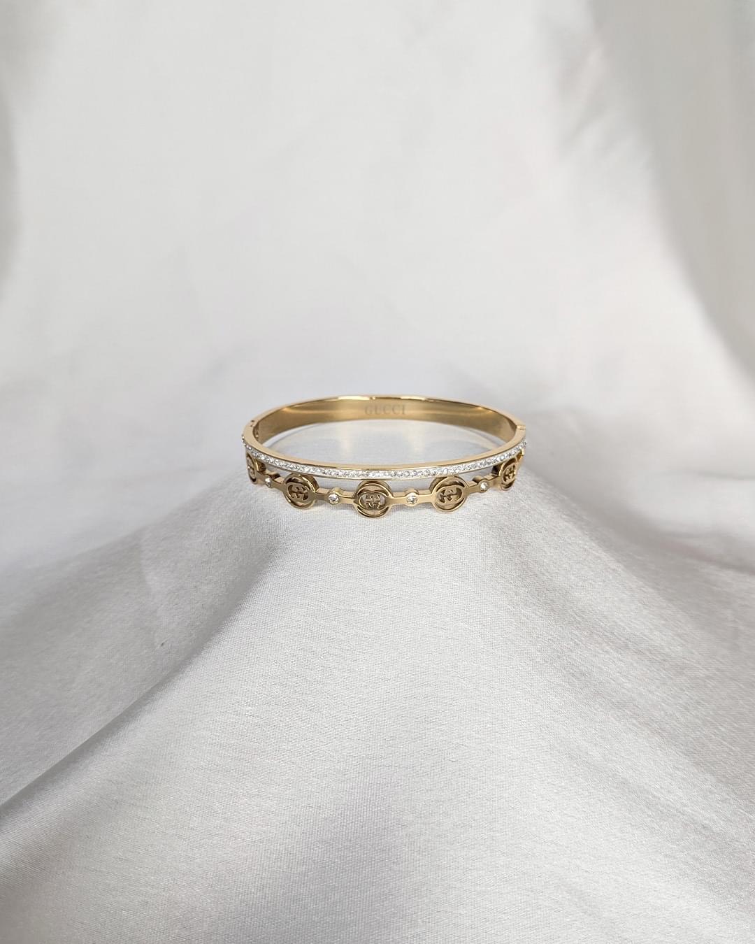 Luxe Crystal Charm Bangle - Slayshine